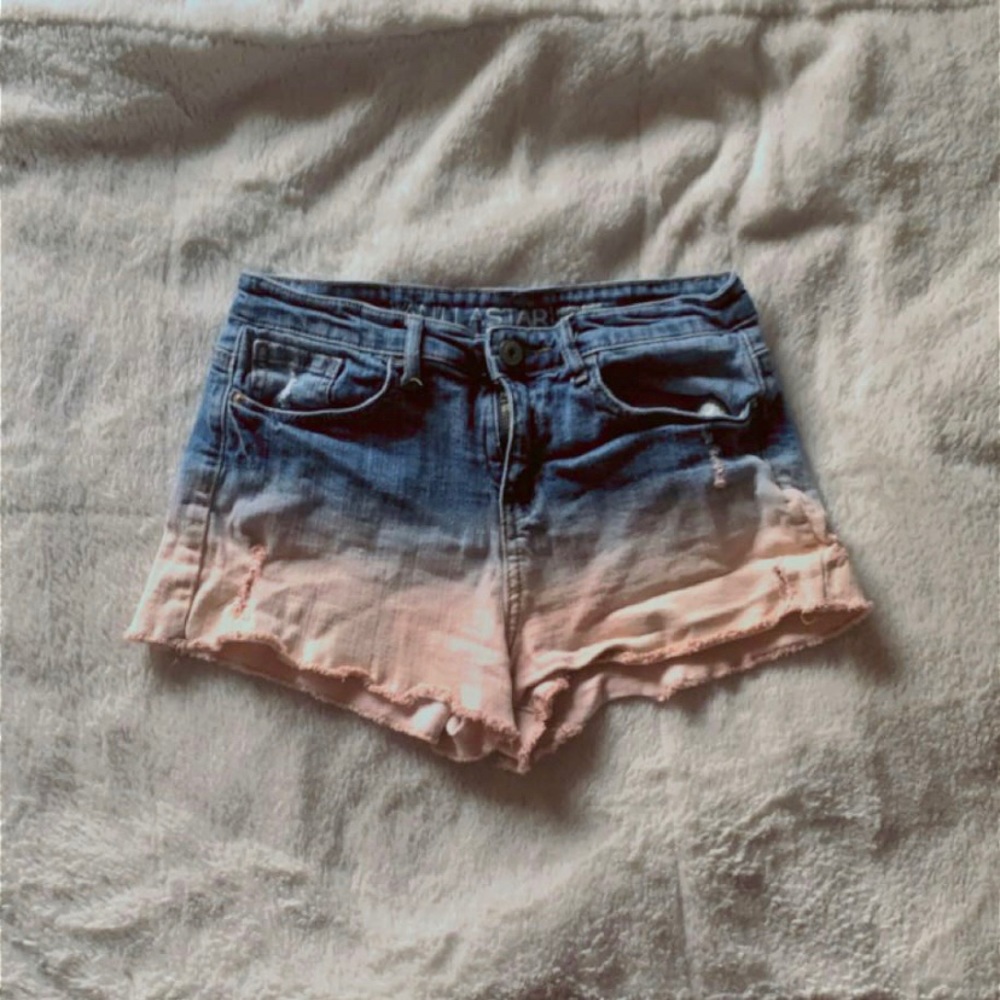 Ombré Jean booty shorts